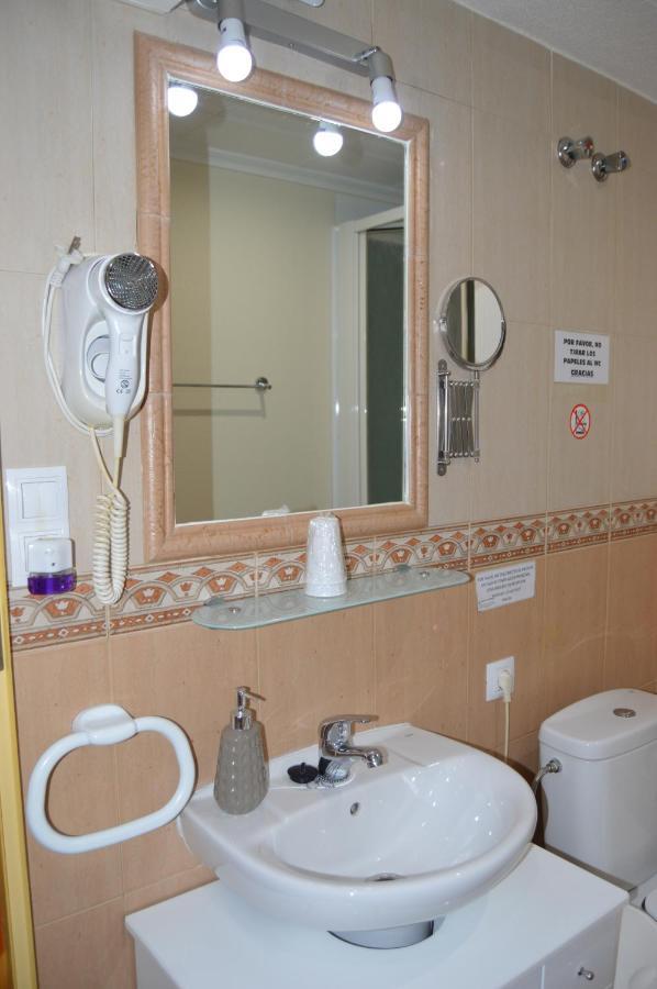Hostal Carrizo Эльда Экстерьер фото