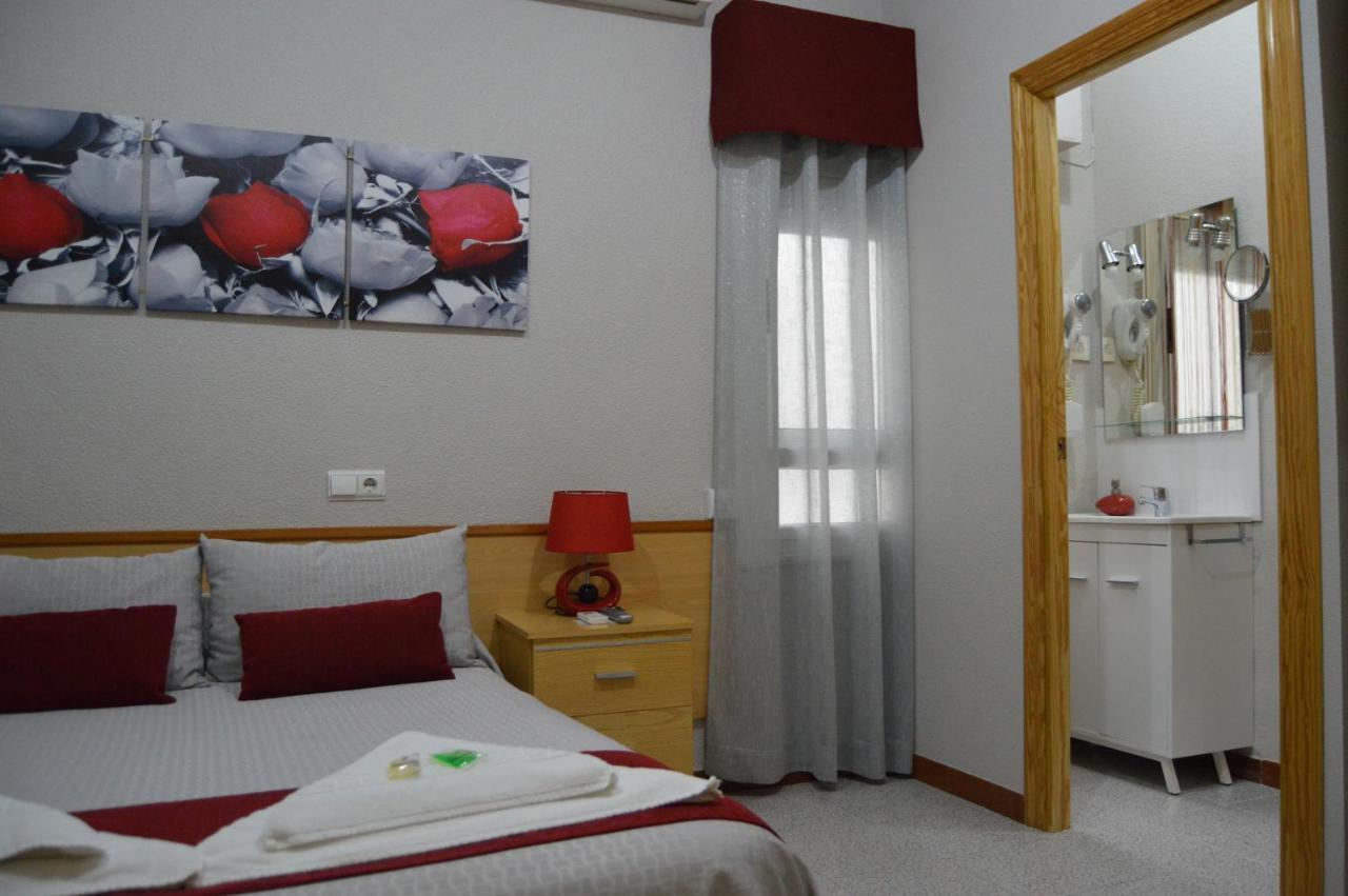 Hostal Carrizo Эльда Экстерьер фото